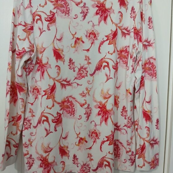 CHICO'S BRAND FLORAL PRINT BATEAU NECK SWEATER, SIZE 1....US SIZE S 8/10 - Picture 3 of 7